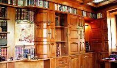 Мебель, лестницы, двери и интерьеры из дерева, товары и услу.