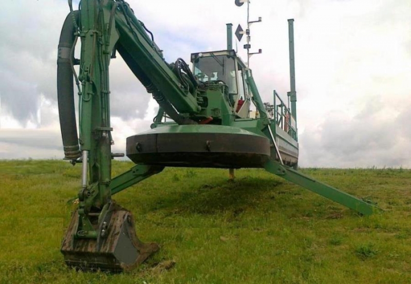 Земснаряд-амфибия Аквамастер 900, аналог Water Master 3